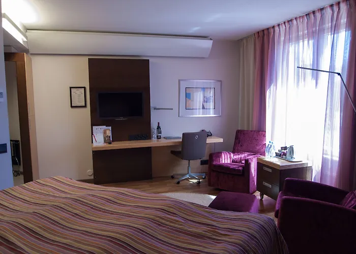 Original Sokos Vaakuna 4* Κούβολα